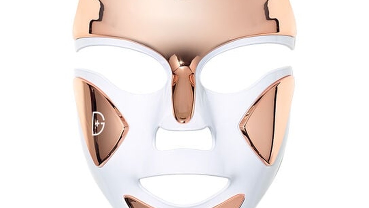 Copertina Dr Dennis Gross SpectraLite Recensione: maschera LED professionale