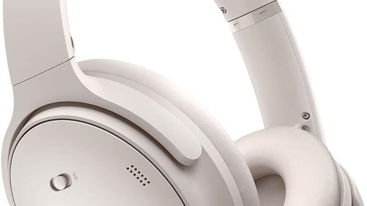 Copertina Recensione Bose QuietComfort Ultra (2026): la cancellazione del rumore che detta ancora lo standard