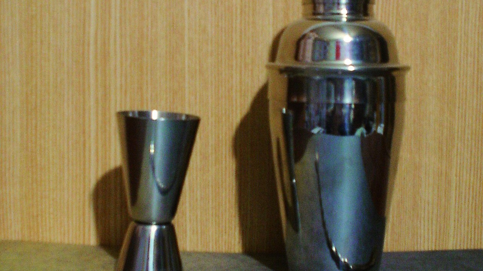 Copertina Recensione Cocktail Kingdom Shaken Set (2026): il set da bartender in un scatolo solo