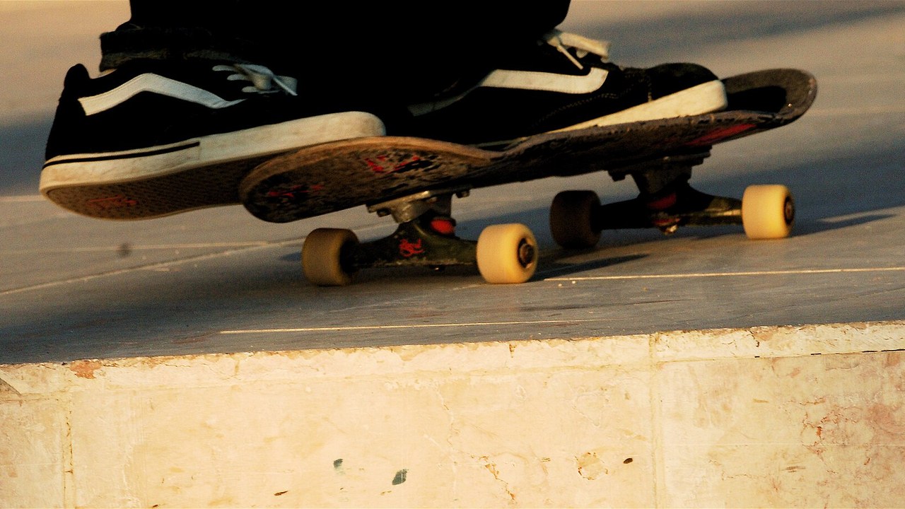 Copertina Recensione Vans Old Skool (2026): quasi cinquant'anni e mai una piega storta