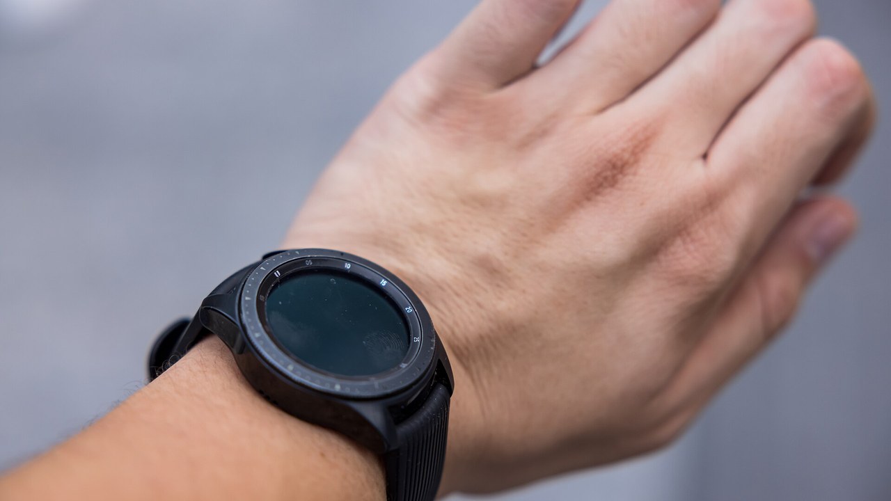 Copertina Recensione Samsung Galaxy Watch 8 (2025): l'orologio rotondo che Samsung ha già sostituito