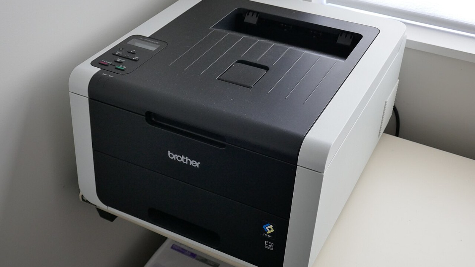 Copertina Recensione Brother MFC-L3760CDW (2026): laser a colori per l'ufficio